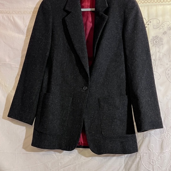 Vintage American Eagle Outfitters Women Gray Blazer looks new size four - Picture 3 of 8